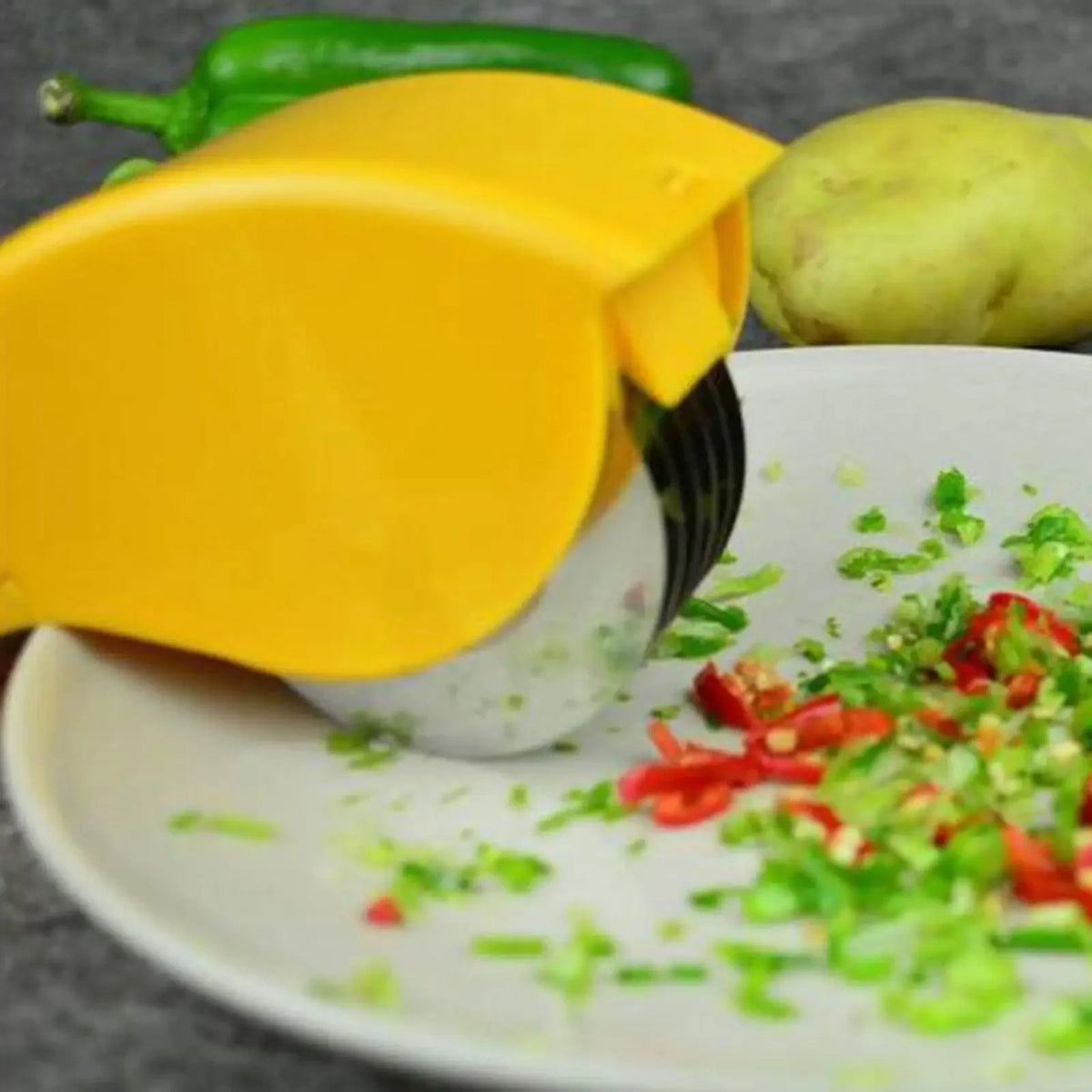 Manual Vegetable and Herb Chopper Roller with 6 Blades